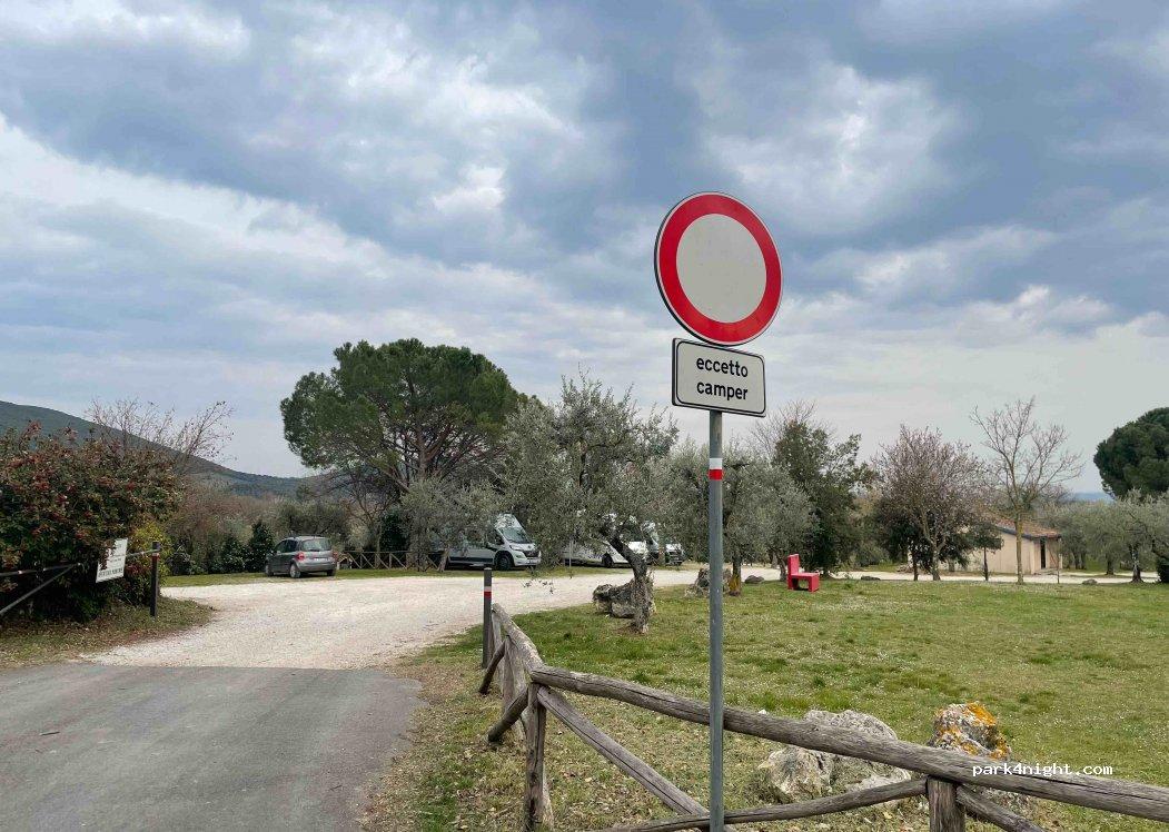 Area Sosta Camper 05020 Lugnano in Teverina TR - Foto 3