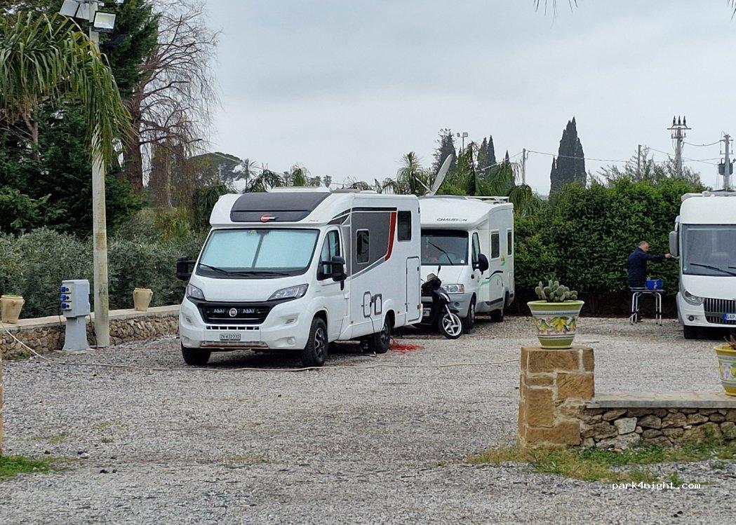 Area attrezzata Sosta Camper Siracusa (Caravan Garden) - Foto 6