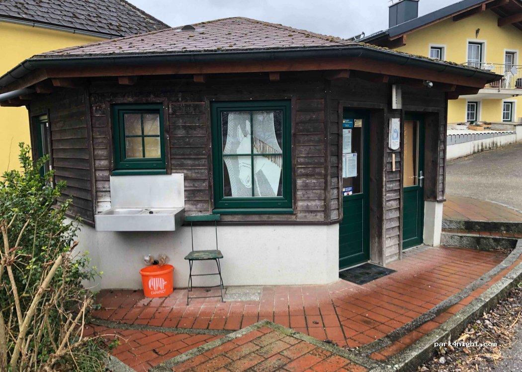 Wohnmobil- und Wohnwagenstellplatz 4331 Naarn im Machlande