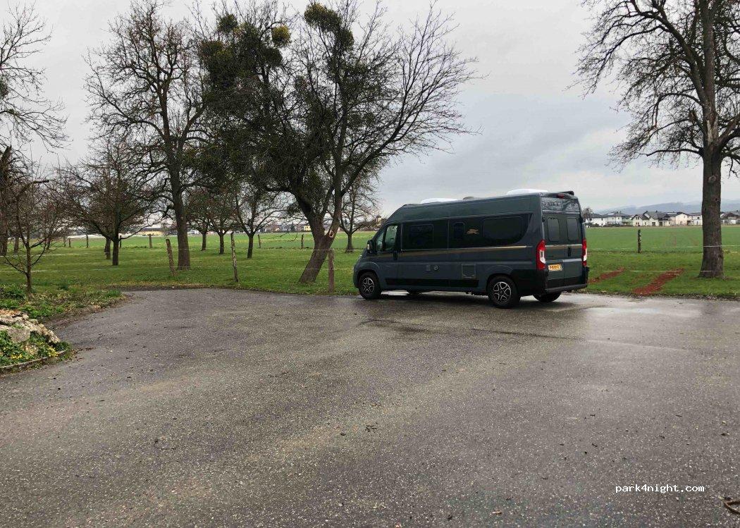 Wohnmobil- und Wohnwagenstellplatz 4331 Naarn im Machlande - Foto 5