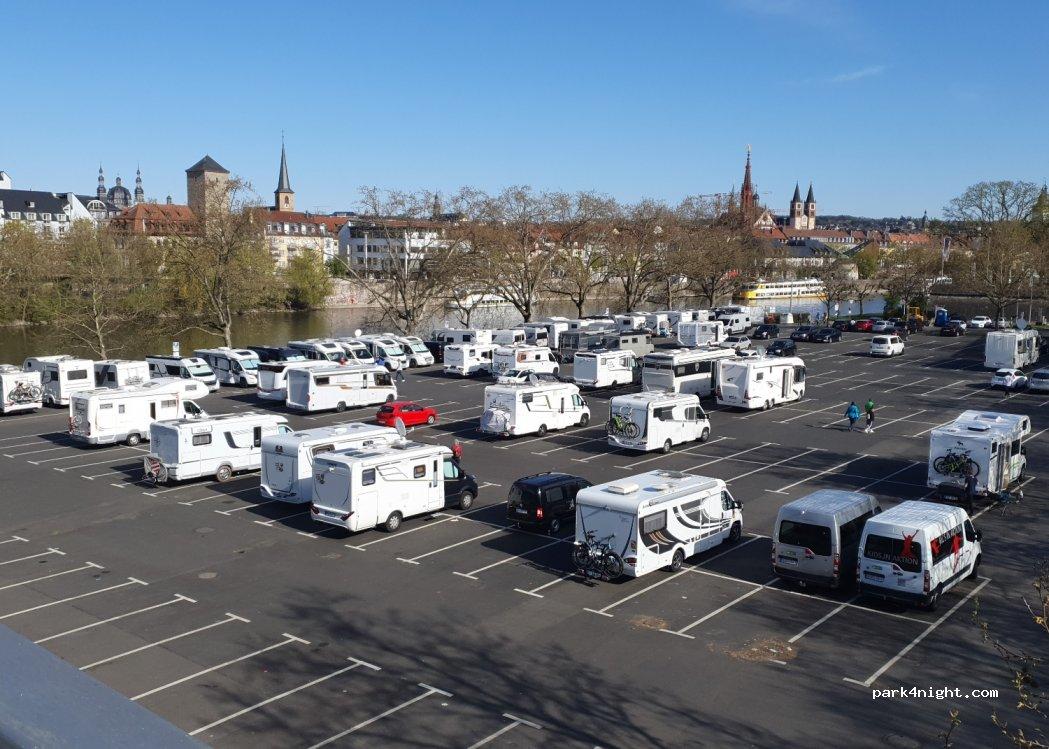 Wohnmobilstellplatz Würzburg, Friedensbrücke - Foto 5