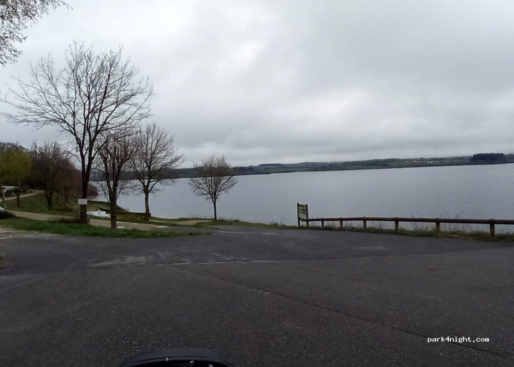 Aire de camping-car municipale des Vernhes - Foto 7