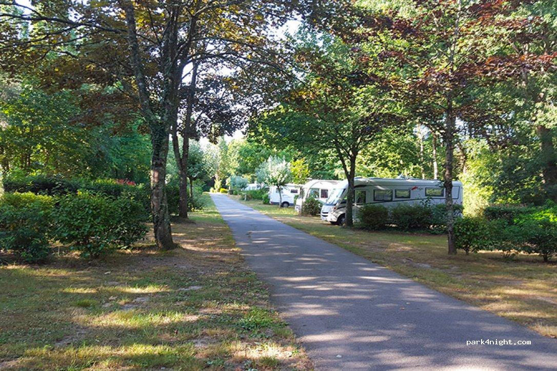 Aire de camping-car Riantec - Foto 2