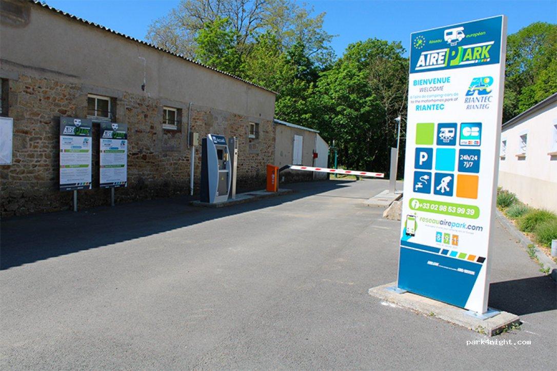 Aire de camping-car Riantec