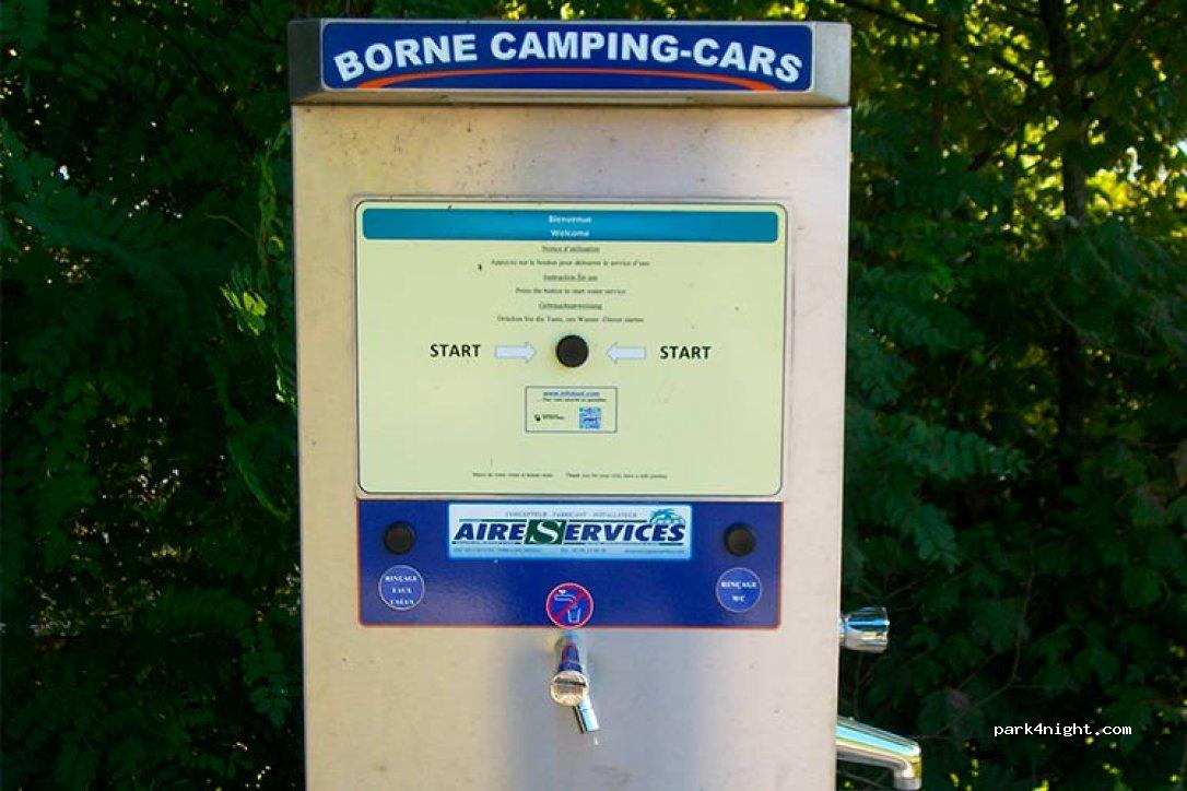 AirePark - Aire Communale de Camping-Cars La Ferté Macé - Foto 2