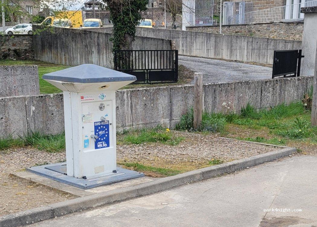 Aire de camping-car Bourganeuf - Foto 3