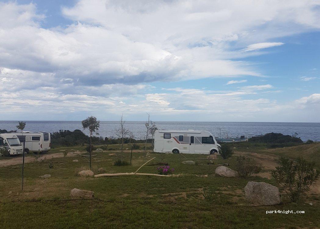 Area Sosta Camper - Sari - Foto 2