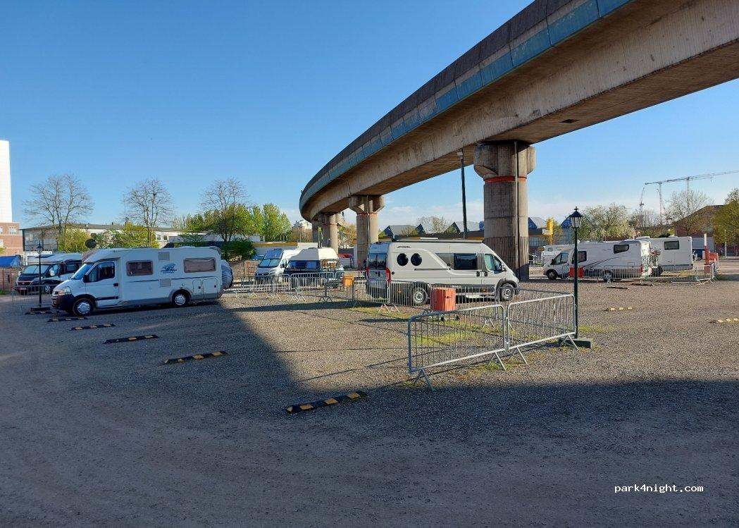 Área De Autocaravanas Hamburgo - Foto 2