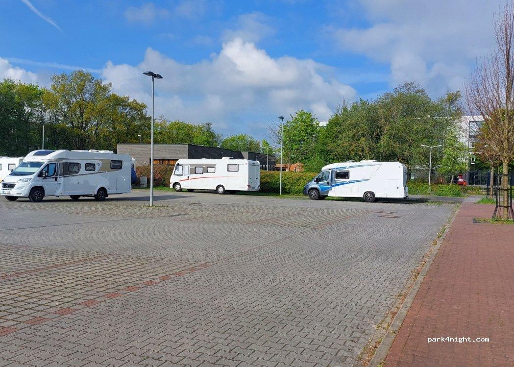 Wohnmobilparkplatz Am Eisenbahndock - Foto 6