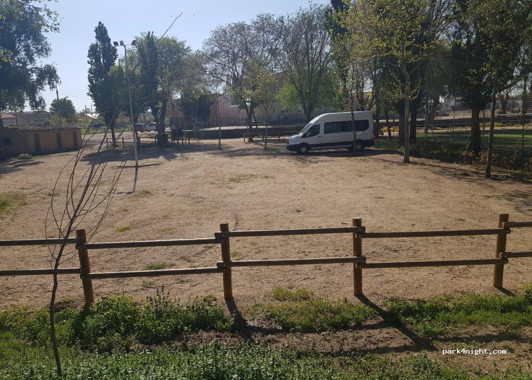 Aparcamiento autocaravanas Huerta - Foto 5