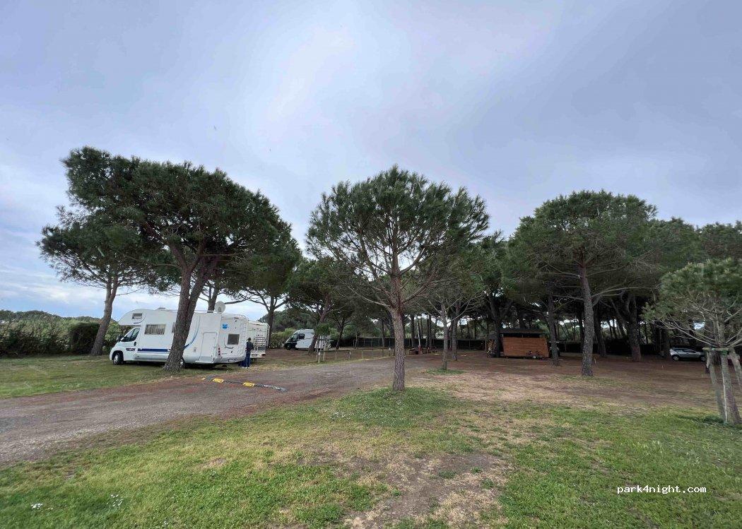 Camper Parking Area - 'La Pineta' - Foto 7