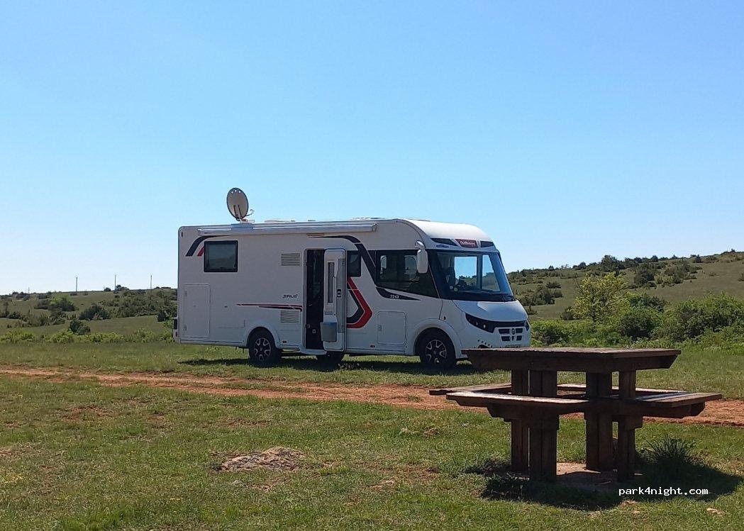 Aire de Camping Car de Sainte Eulalie de Cernon - Foto 5