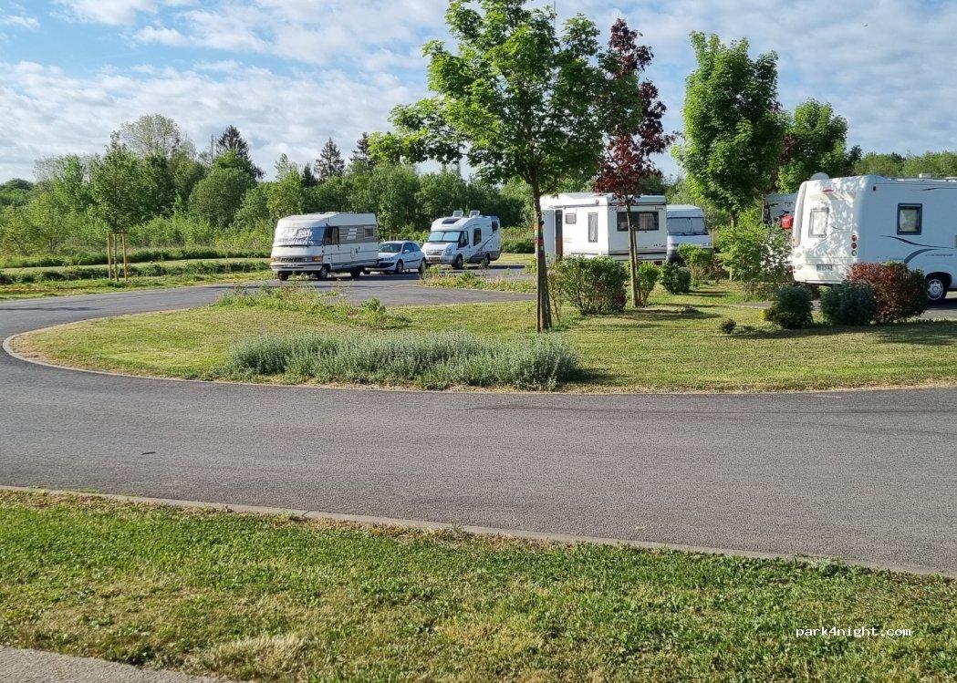 Camperplaats Saint-Imoges - Foto 3