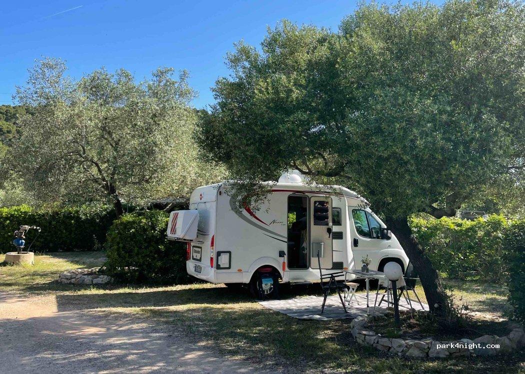 Paradise Park | Area Attrezzata Sosta Camper - Foto 2