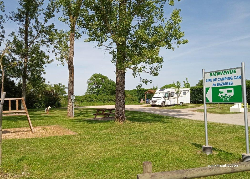 Camperplaats Bazaiges - Foto 3