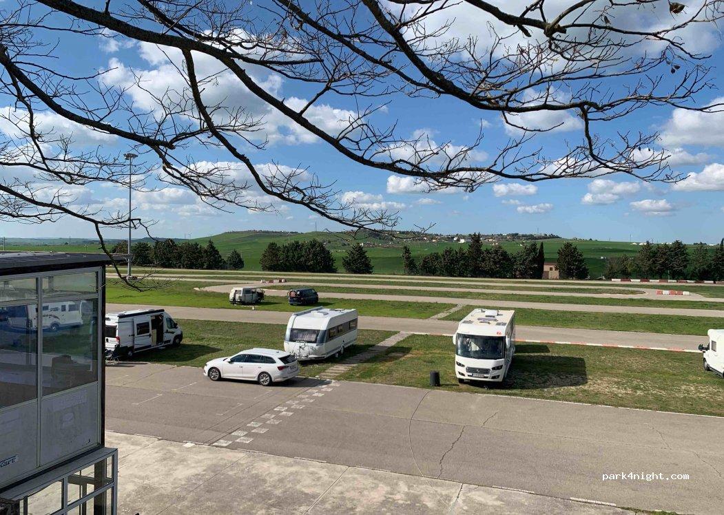 Área autocaravanas Planes del Regne