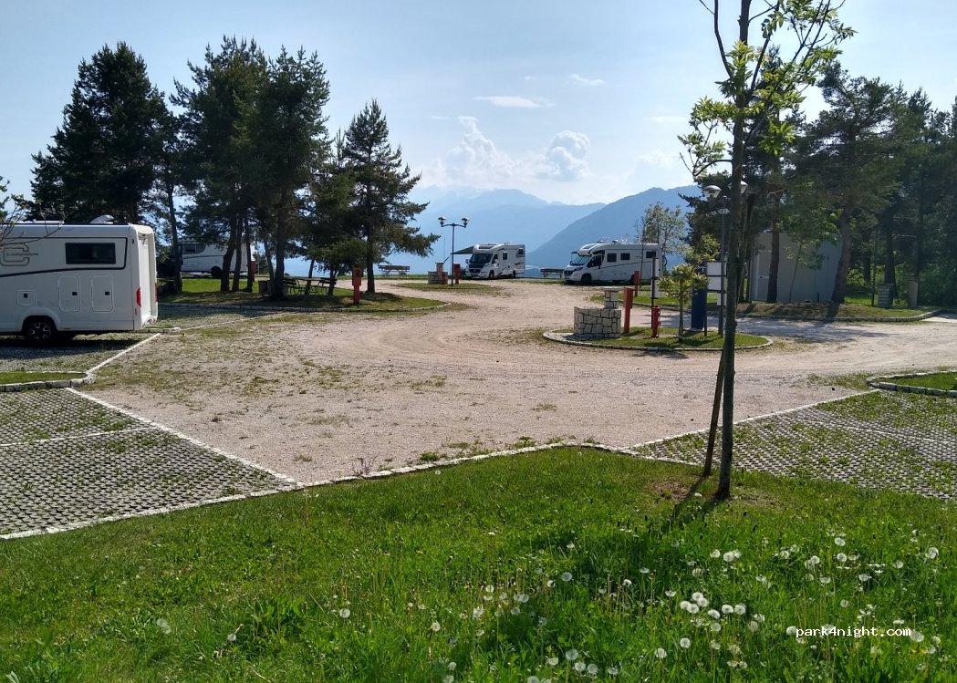 Area Sosta Camper - Castelfondo