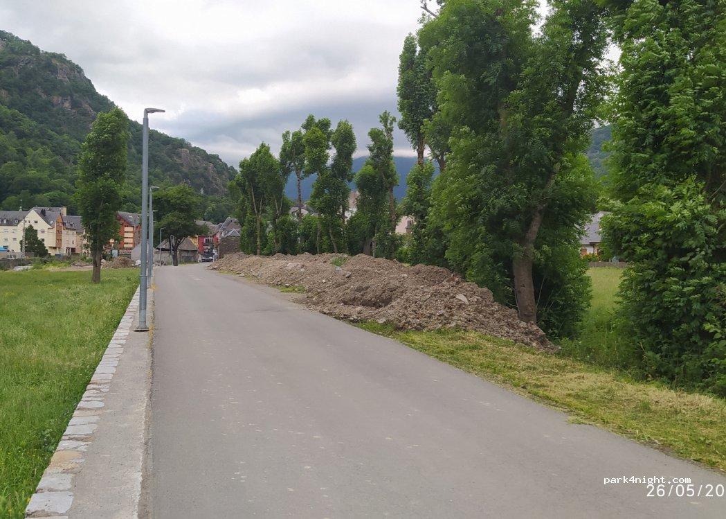 Zona acogida autocaravanas Passèg Ièrla Les - Foto 7