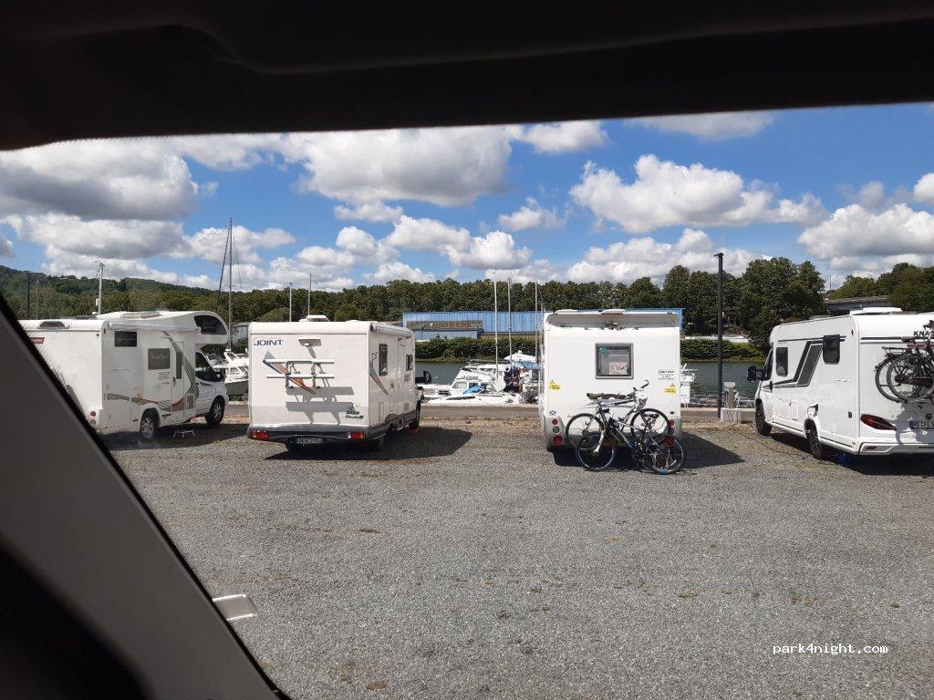 Area Sosta Camper Parcheggio H24 76100 Rouen - Foto 5