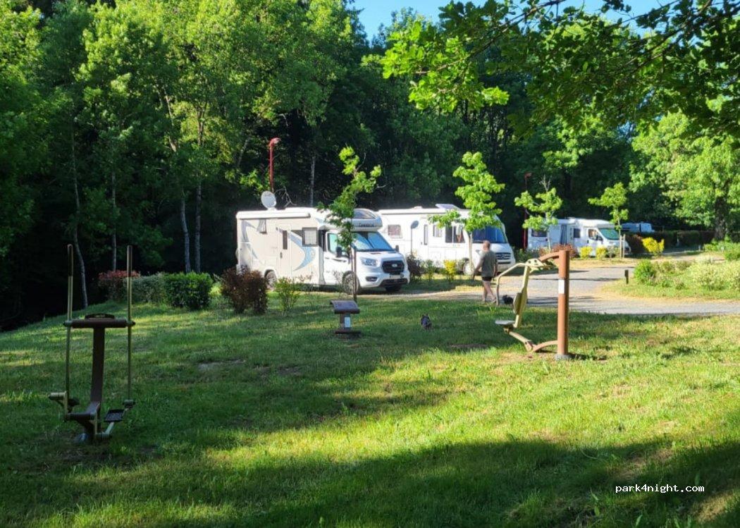 Aire de Camping car "Les Rives" - Foto 3