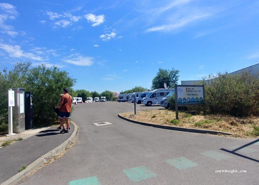 Aire de camping-car OLONNE SUR MER - Foto 6