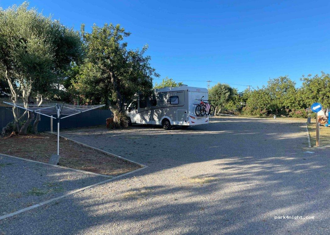 Live on Wheels ASA área de serviço de autocaravanas - Foto 7