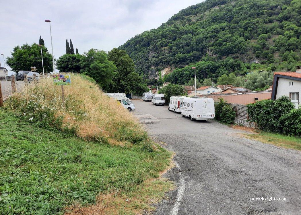 Aparcamiento para autocaravanas Foix - Foto 6