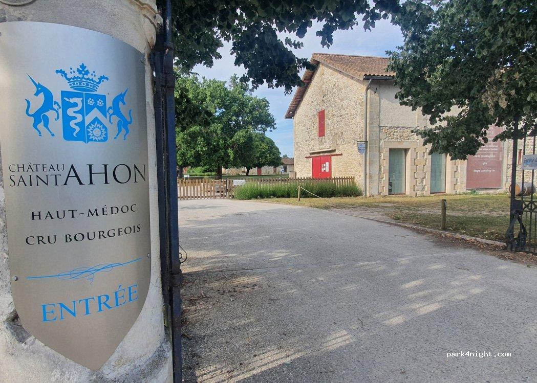 Aire de stationnement du Château Saint Ahon - Foto 6