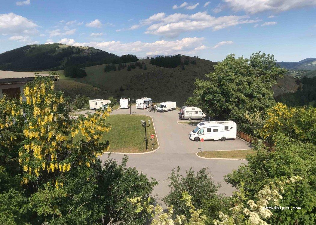 Aire de camping-cars de Valberg le Lagopède - Foto 6