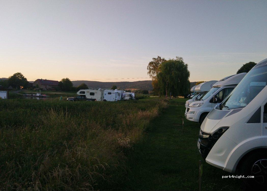 Wohnmobilstellplatz Weserstraße 14 - Foto 3