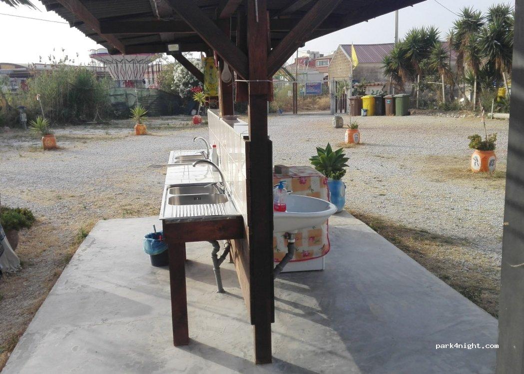 Area Sosta Camper - gli oleandri - Foto 7