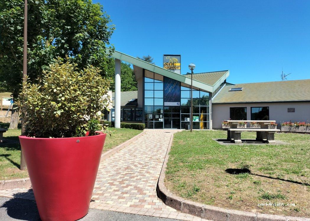 aire de camping-ca ROQUEFORT SUR SOULZON - Foto 3