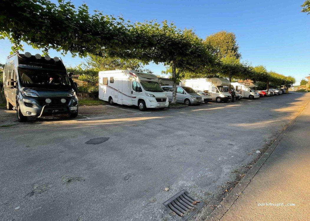 Área autocaravanas de Allariz - Foto 6