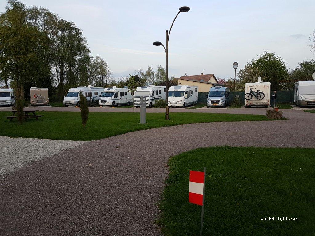 Aire camping-cars des CAILLOTES - Foto 4