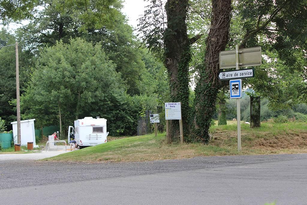 Aire de CampingCar 56130 Péaule - Foto 7