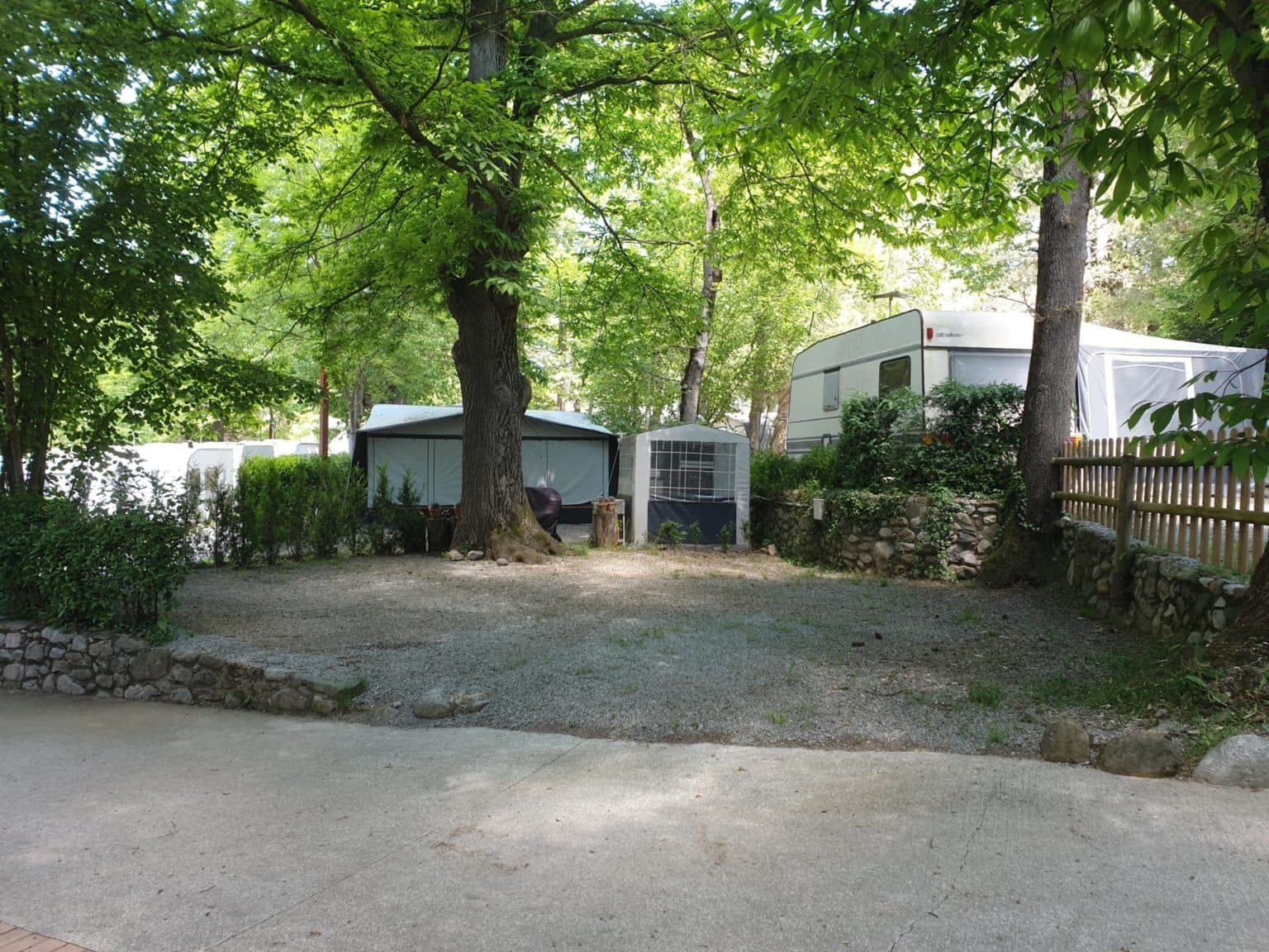 Càmping Els Roures - Foto 2