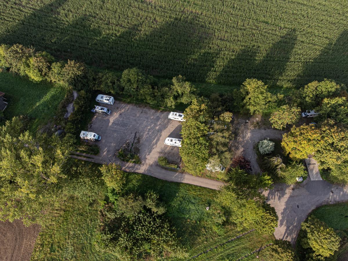 Aire camping-car Beuvron-en-Auge - Foto 3