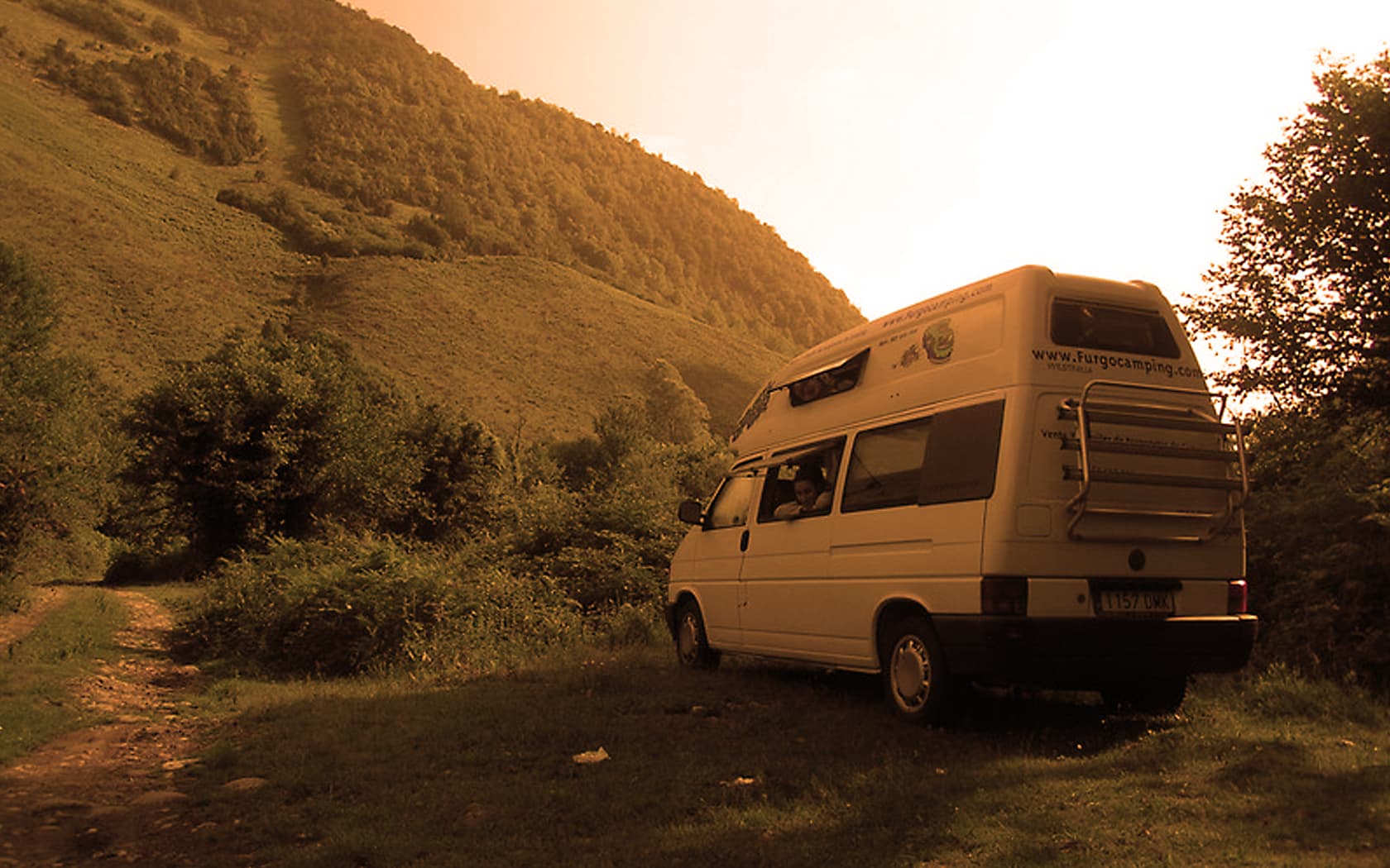 FURGOCAMPING - Stuttgart Cars - Foto 1