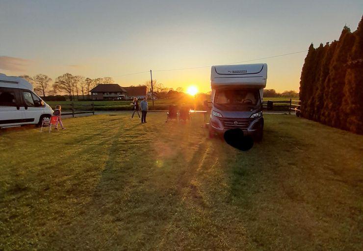 Wohnmobilstellplatz Hinterm-Busch - Foto 2