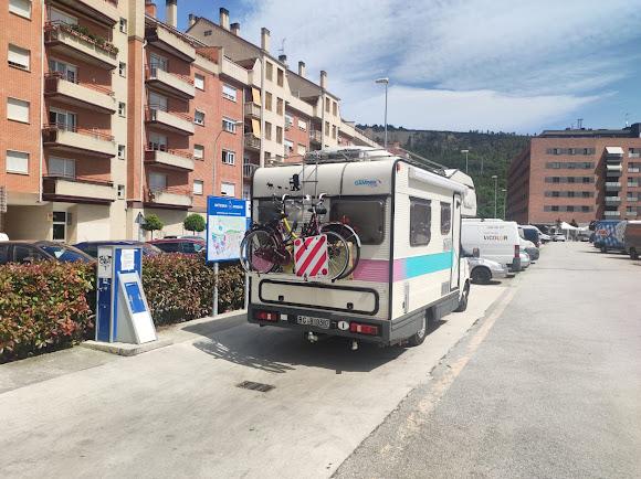 Estacionamiento para Autocaravanas y Caravanas. - Foto 4