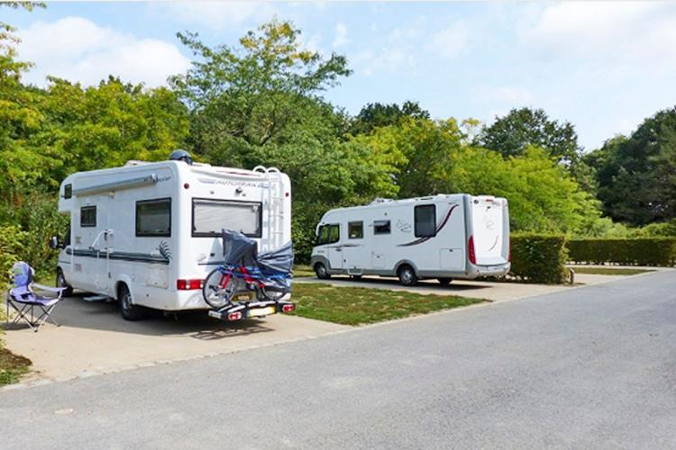 Aire Camping-Car Park Rue de Koenigsbruck - Foto 4
