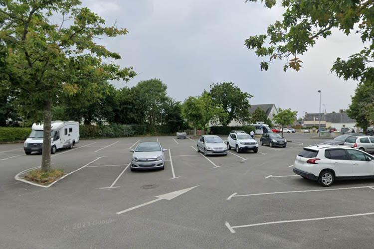 Aire Camping-Car Park Rue de Koenigsbruck - Foto 3