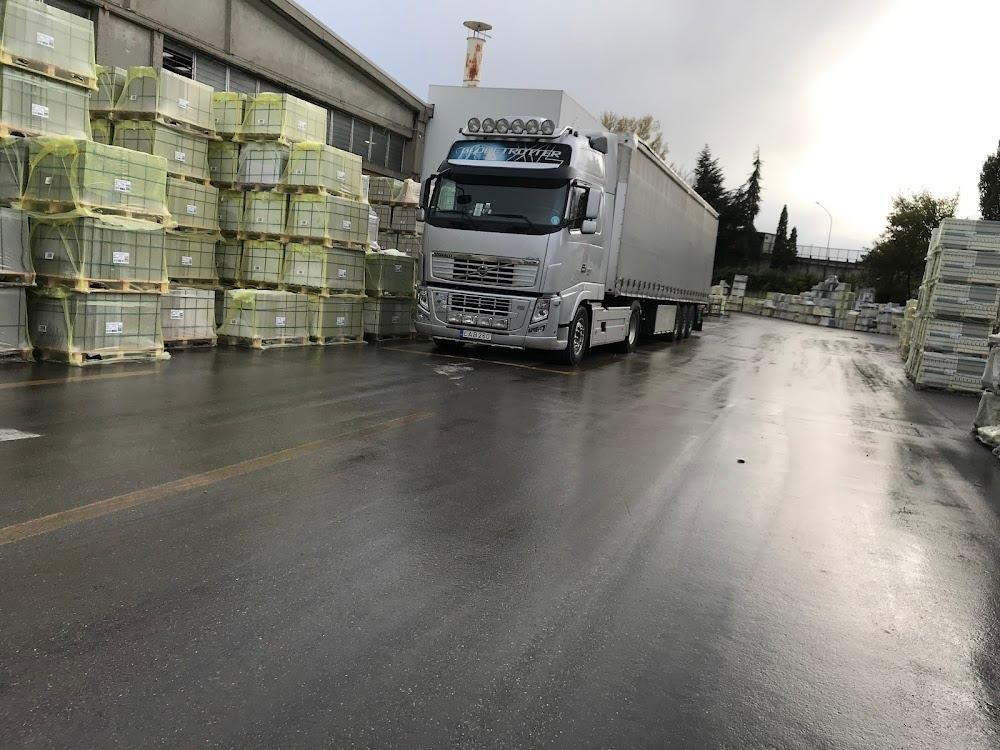 Area Sosta Camper - "Terra dei Motori" - Foto 4