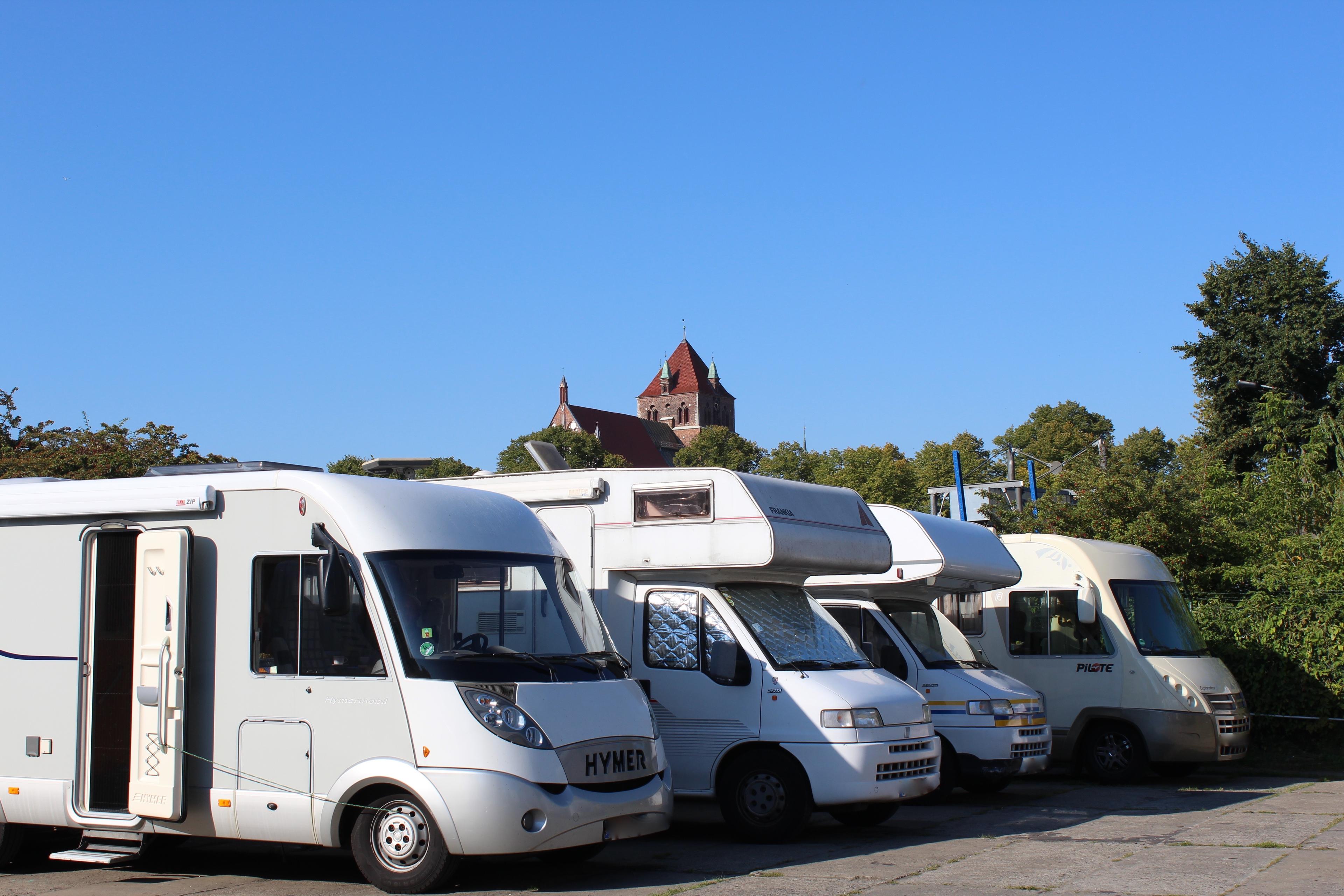 Caravan Fasten Wohnmobilstellplatz am Museumshafen - Foto 6