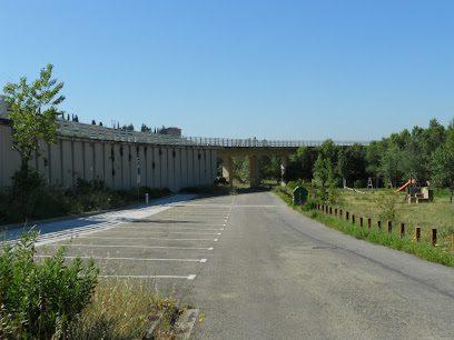 AREA SERVICIO AUTOCARAVANAS ENTREPUENTES - Foto 3