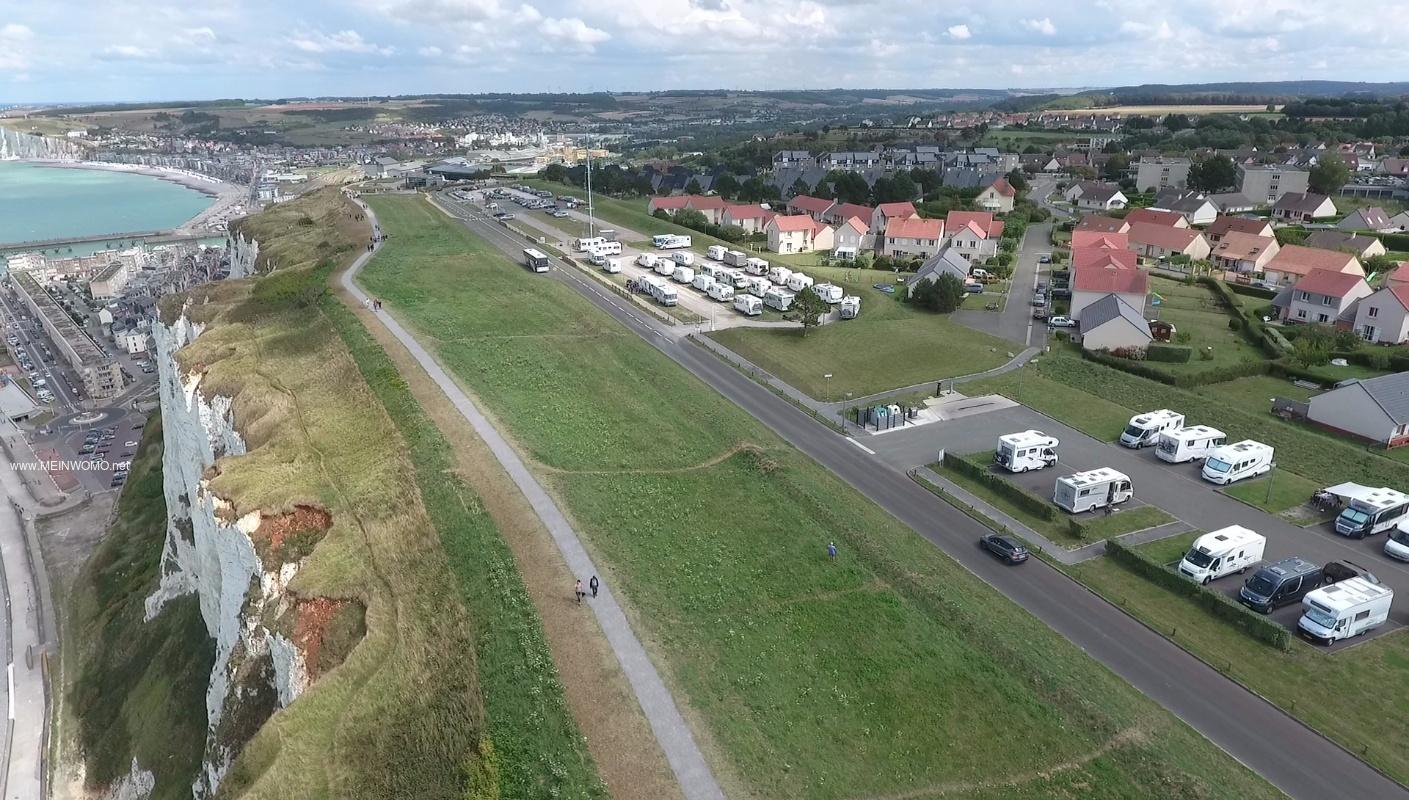 Aire camping-car Le Tréport (falaise) - Foto 7