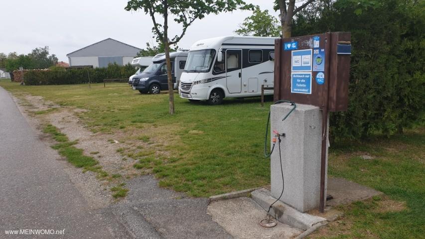 Area Sosta Camper - Deutsch Jahrndorf - Foto 7