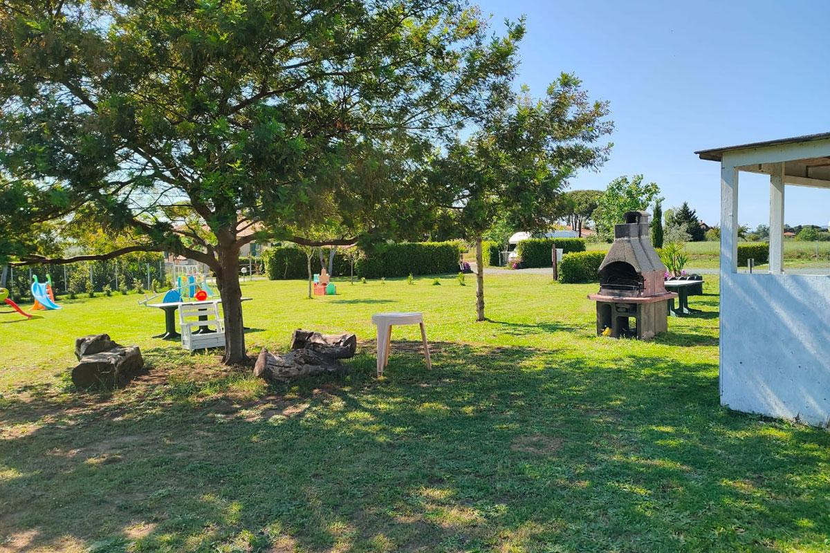 Agricampeggio Gioia Selvaggia e Fabio a Cecina - Vicino al mare - Area sosta camper adatto alle famiglie e gruppi - Foto 3