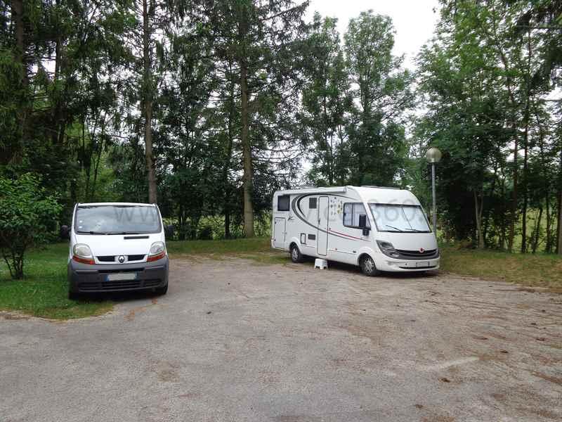 Aire camping-car Viéville - Foto 6