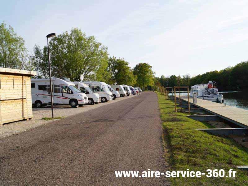 Aire de campingcars Gurgy - Foto 5